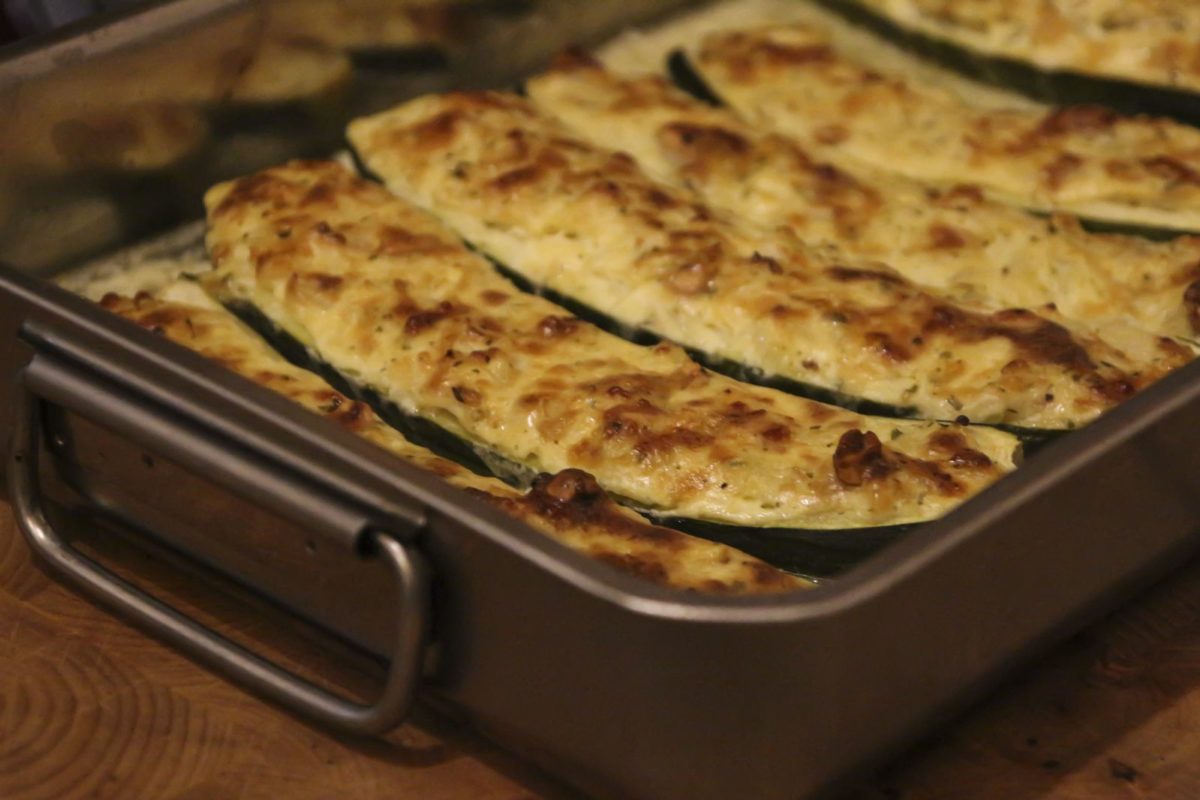 Gefüllte Zucchini mit Ziegenkäse - Aloi! Alles was lecker ist!